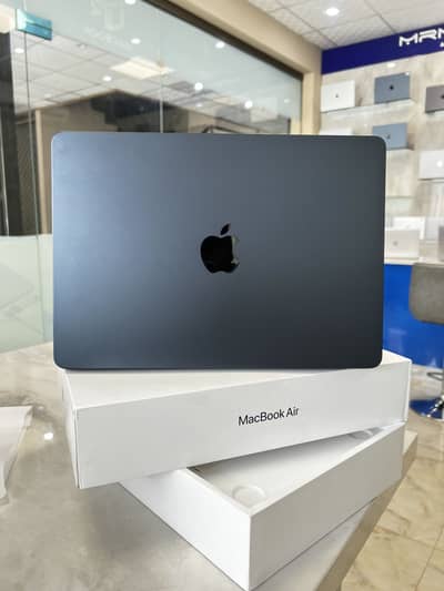 MacBook Air M2 13” (2022)