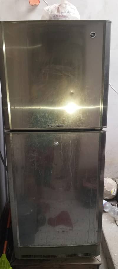 pel Inverter refrigerator medium .