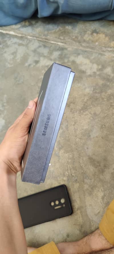 Samsung Mobile S25 Ultra