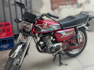 Honda 125 2023 RED