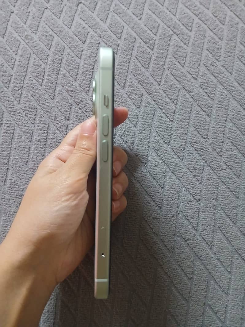 Apple iPhone 15 0