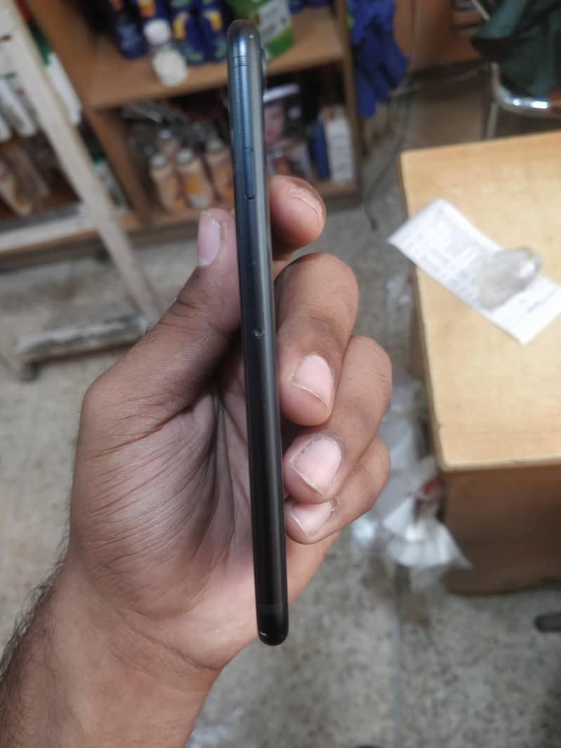 Apple iPhone SE 2