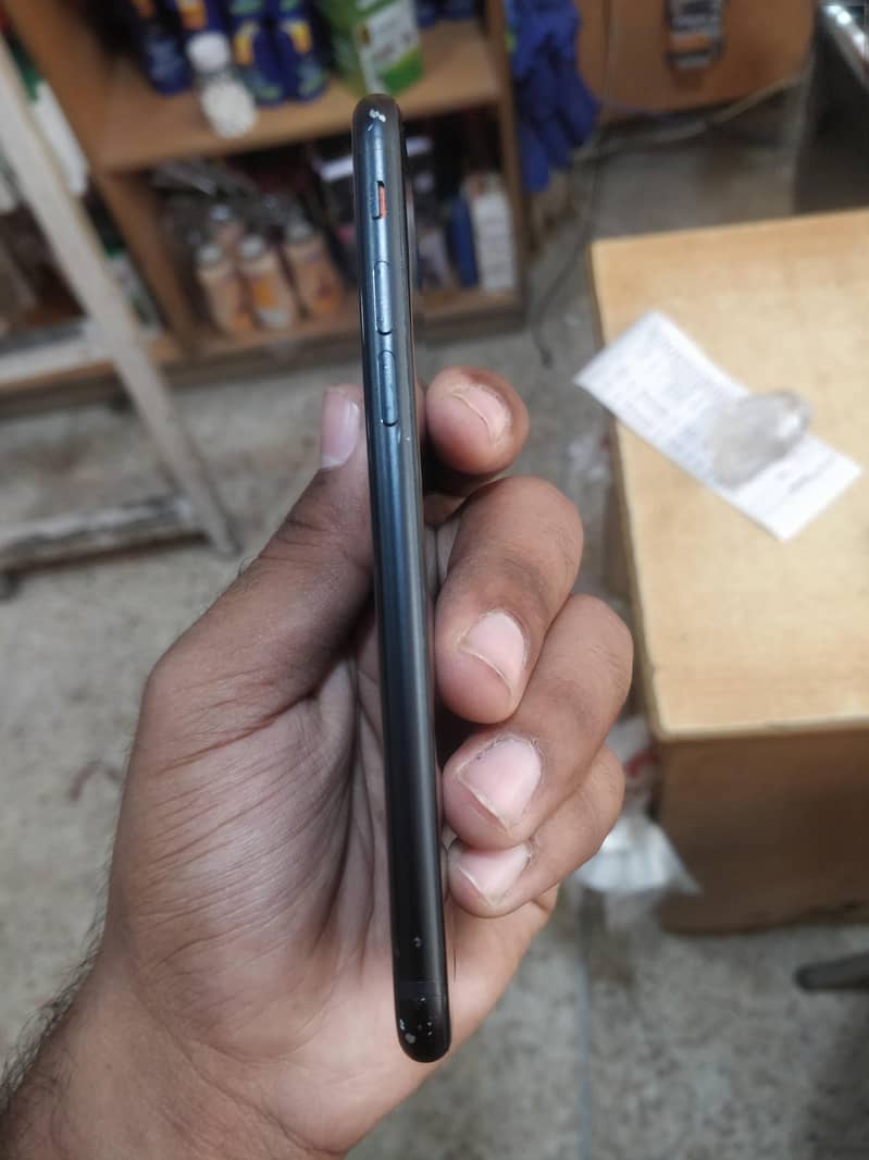 Apple iPhone SE 3