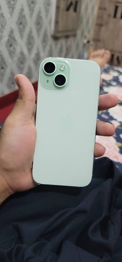 Apple iPhone 15