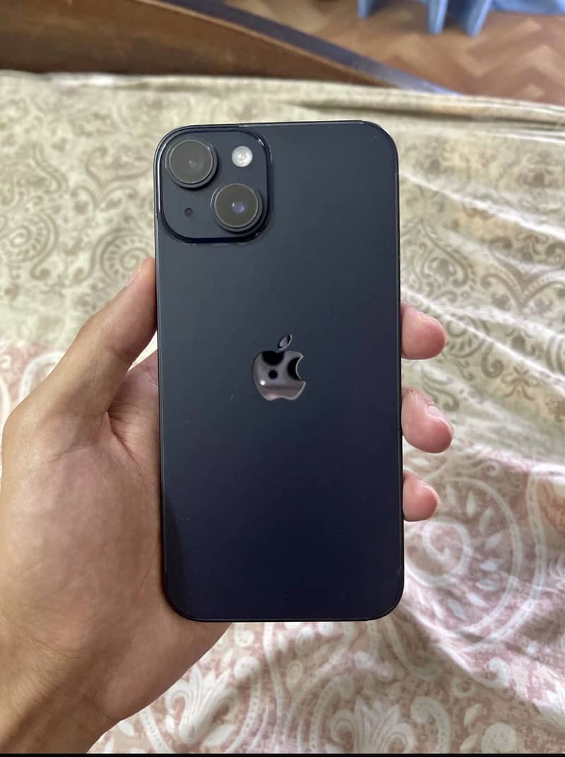 iPhone 14 3