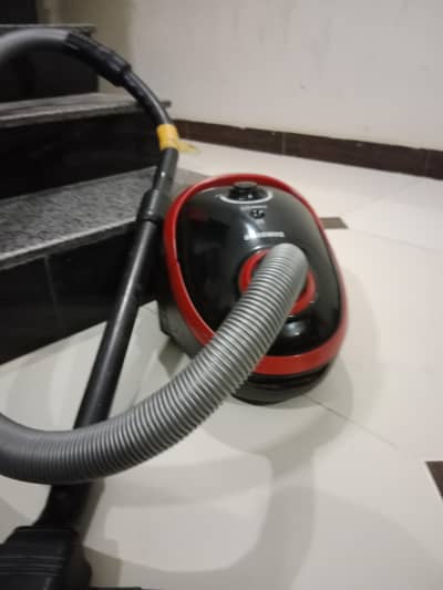 SAMSUNG VACCUM CLEANER