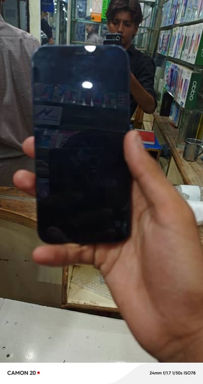 Apple iPhone 12