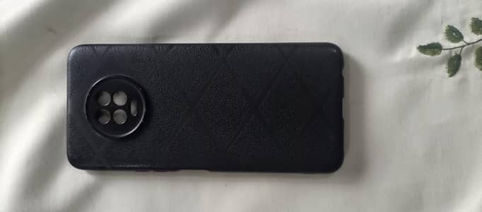 Infinix Note 7 Mobile Cover Black Color.
