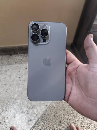 Apple iPhone 15 Pro Max