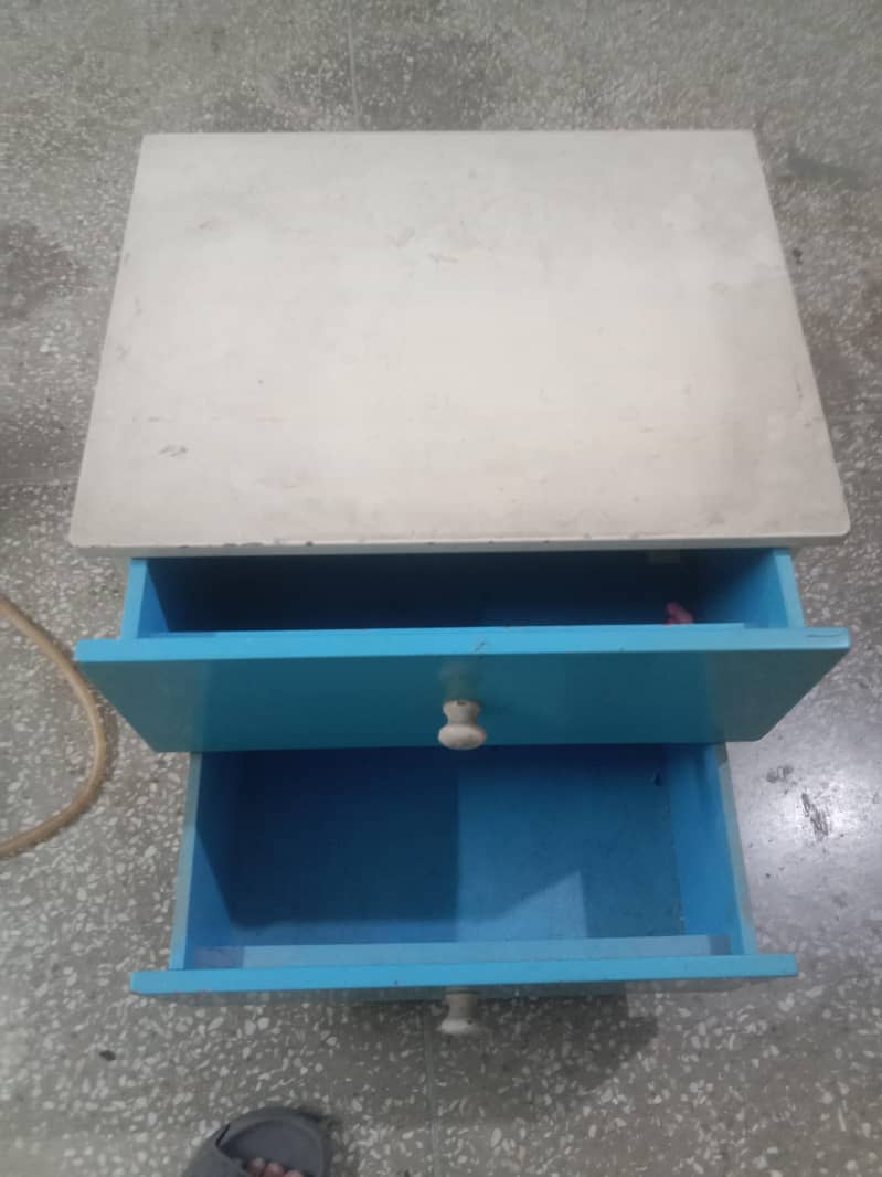 side table 1