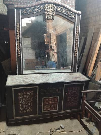 dressing table