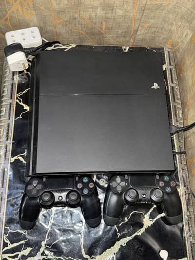 PS4 Fat 500GB | 2 Original Controllers | Tekken 7 Lifetime Account