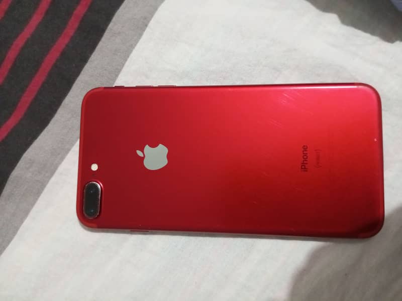 Apple iPhone 7 Plus 1