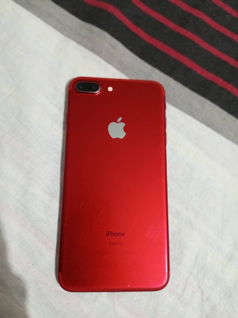 Apple iPhone 7 Plus 3