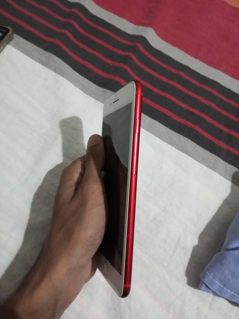 Apple iPhone 7 Plus 6