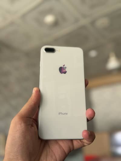 Apple iPhone 8 Plus