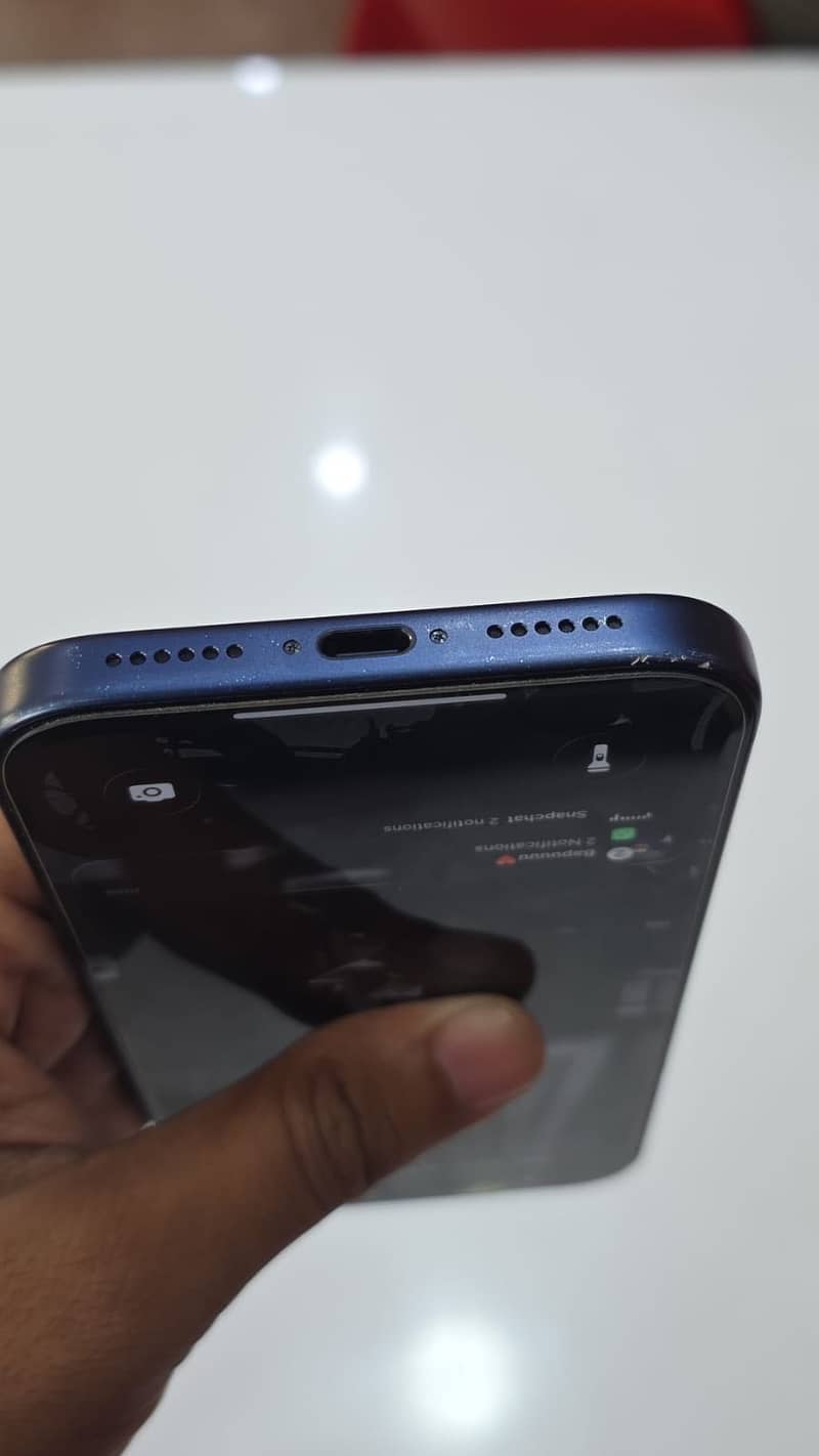 Apple iPhone 17 Pro Max 2