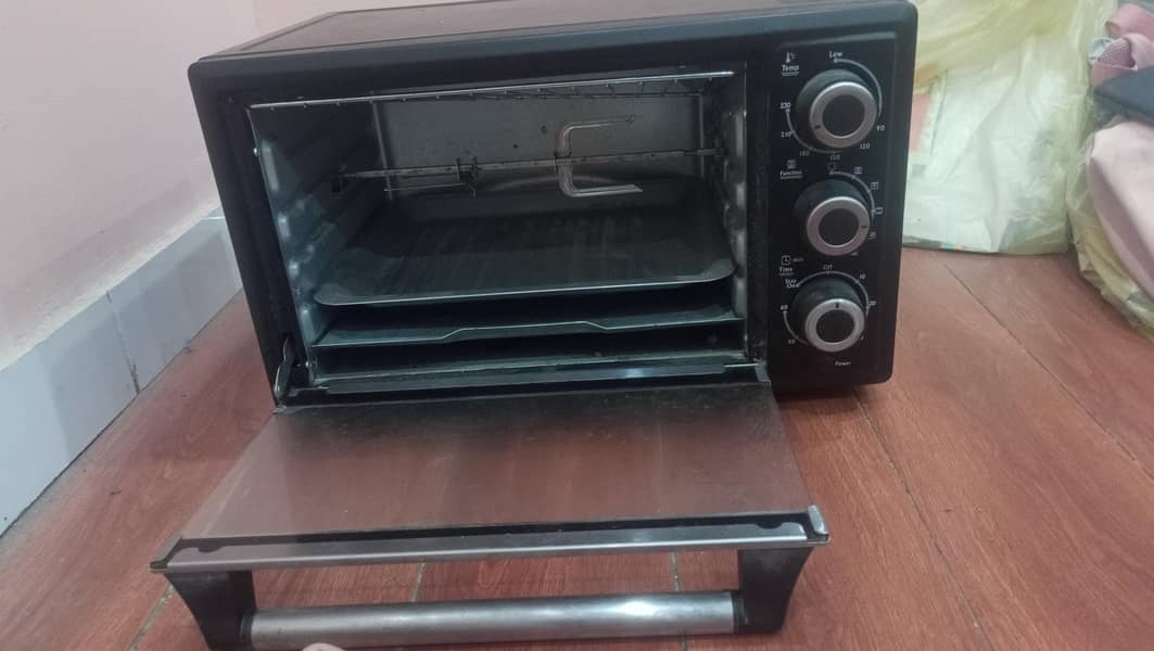 Baking Oven 1