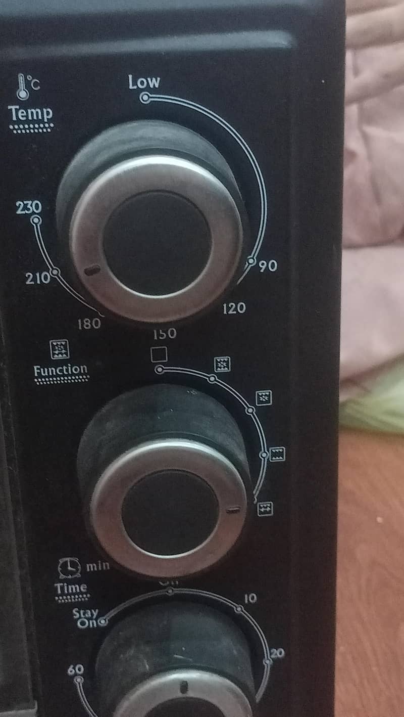 Baking Oven 9
