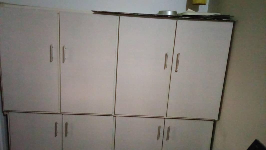 wardrobe 1