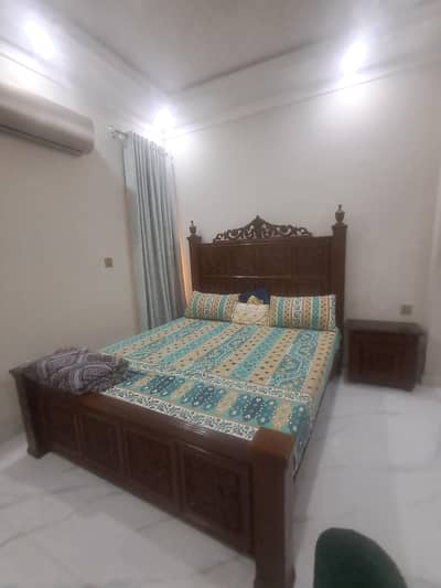 2 site tables and one bed