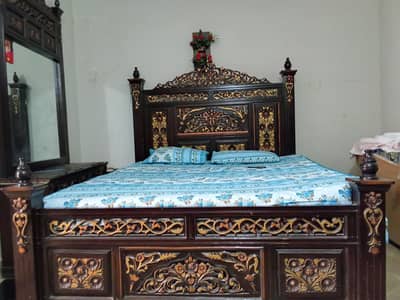 Bed with 2 side table and dressing
