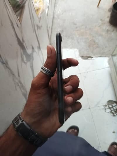 Apple iPhone 7