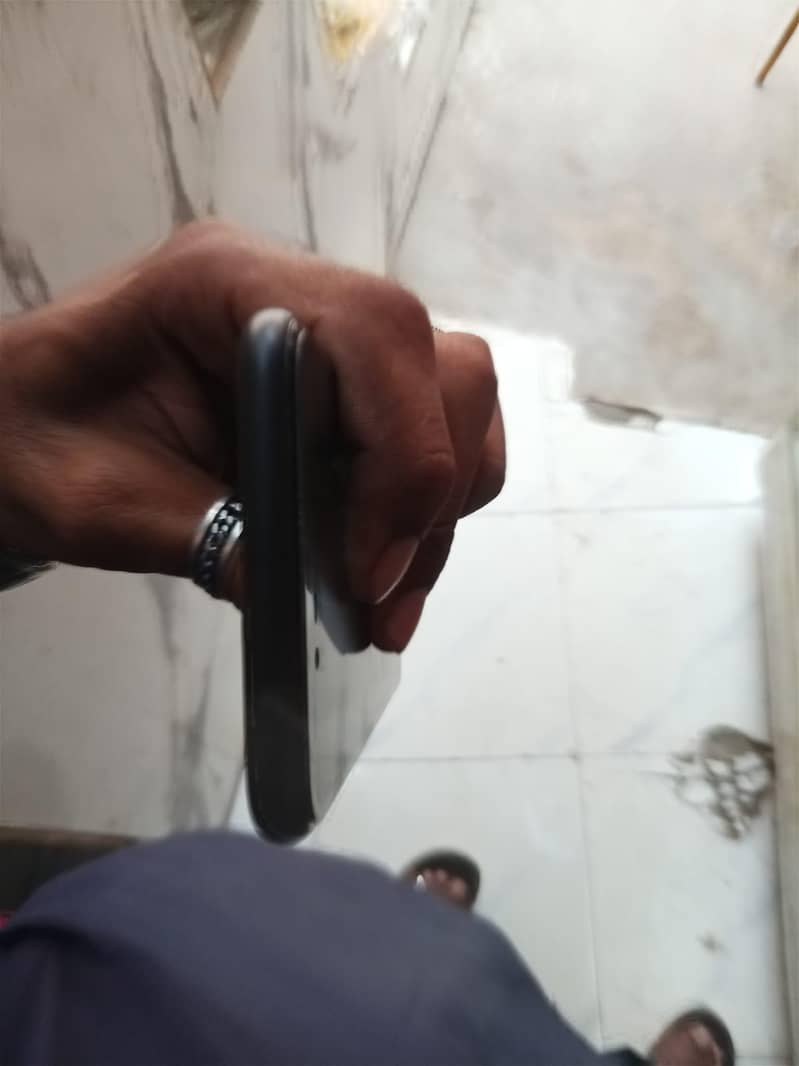 Apple iPhone 7 3