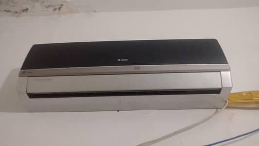 Gree Ac For Sale Bilkul New Condition ma