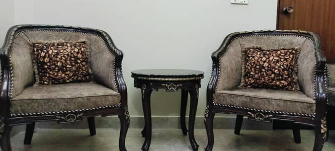 sheesham wood coffee table and chair