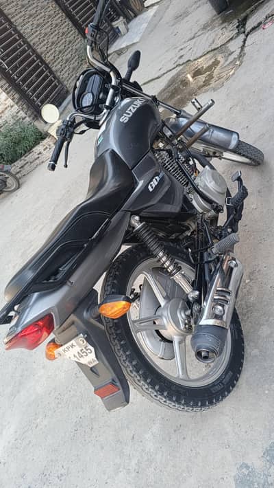 2016 gd 110s Suzuki
