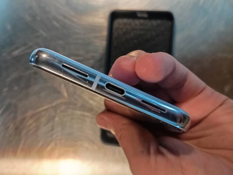 Google Pixel 8 Pro 4
