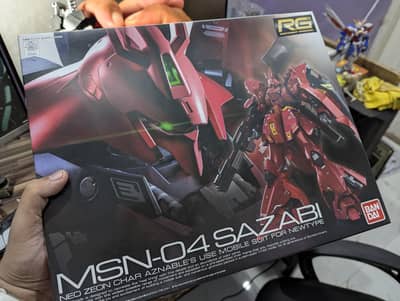 Original Bandai RG Sazabi 1/144 Model Kit Gunpla Gundam