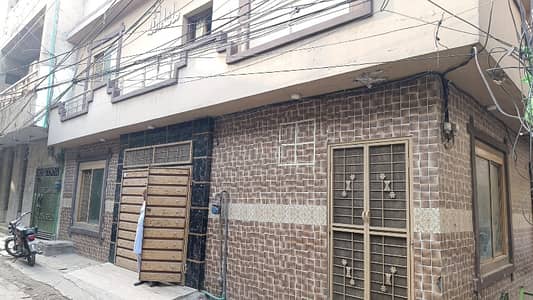 3 Marlas corner double storey house on 30 foot street ameer Mukhtar Road near Ali park near Nonarian chowk
