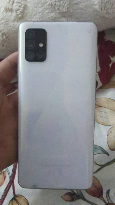 Samsung Mobile A51 price negotiable