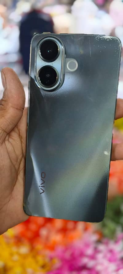 Vivo V60