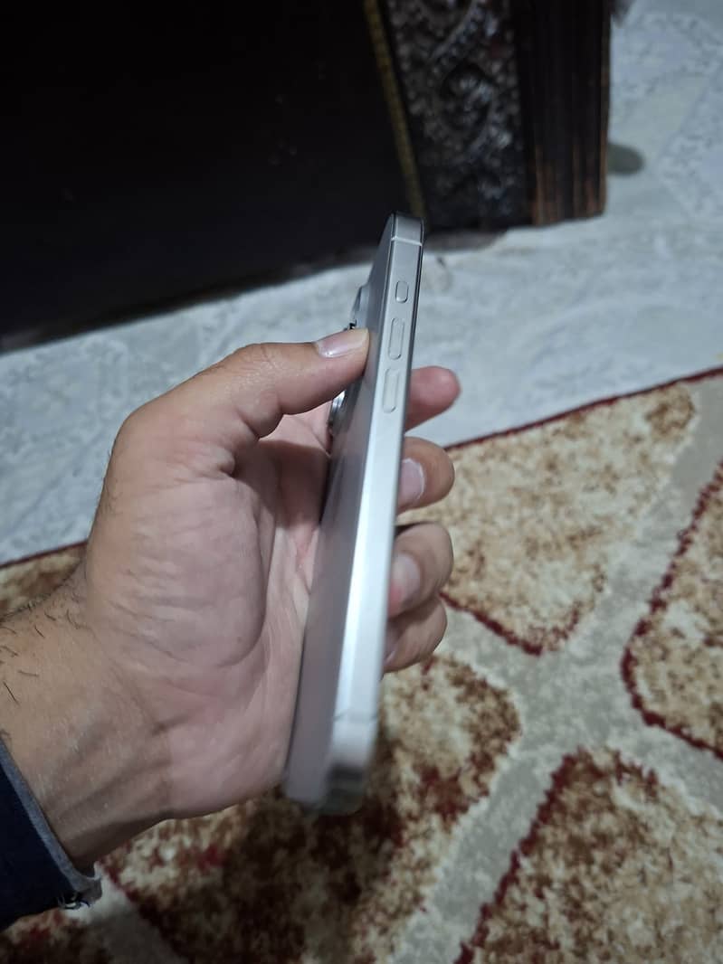 Iphone 15 pro 2