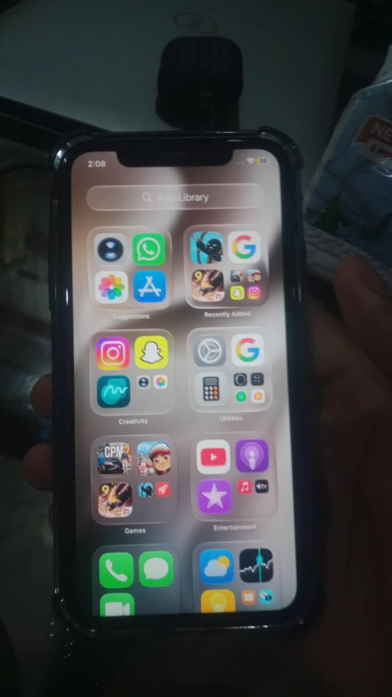 Apple iPhone 11 18