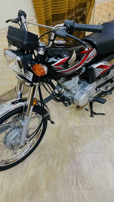 Honda 23/24 total original hi or kam use hi onli 11000