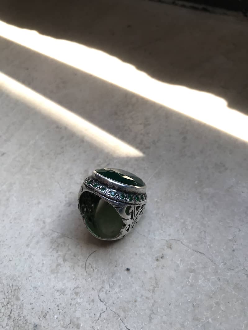 Indian emerald silver ring 2
