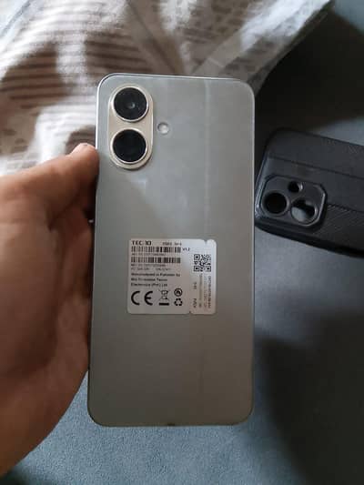 Tecno Spark Go 2