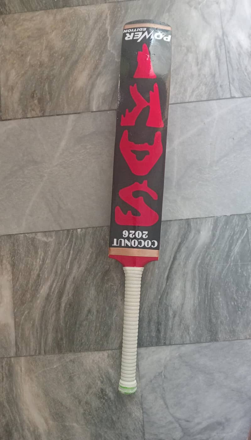 cricket bat 0