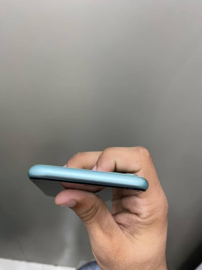Apple iPhone 11 1