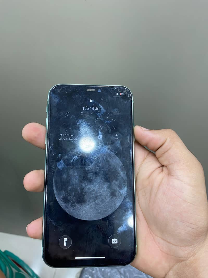 Apple iPhone 11 2