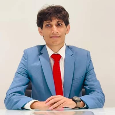 Expert Home & Online Tutor for Class 1 to 12 | Science & English. Pak