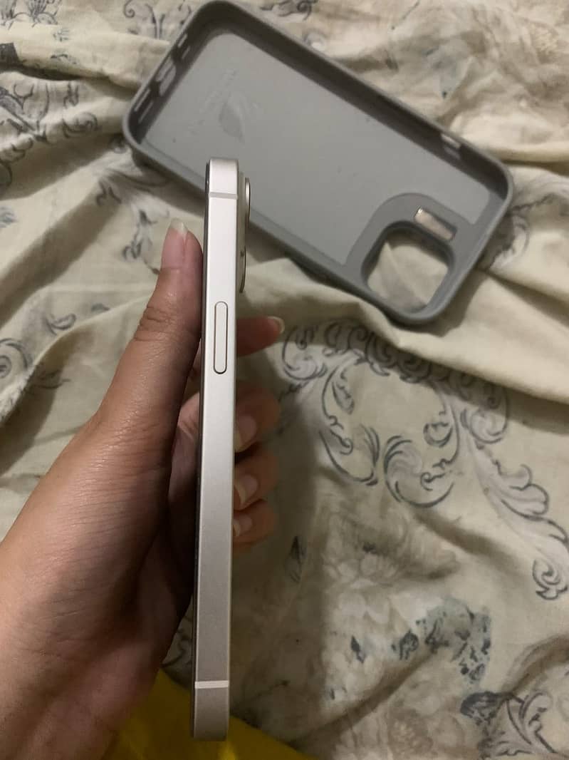Apple iPhone 14 1