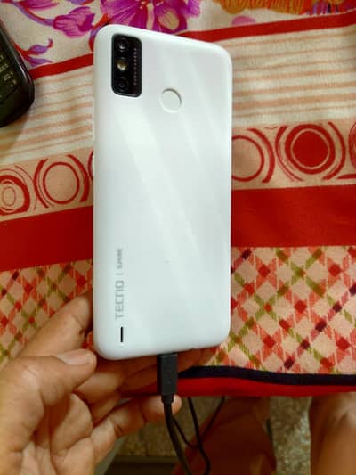 Tecno Spark 6 Go 3/64