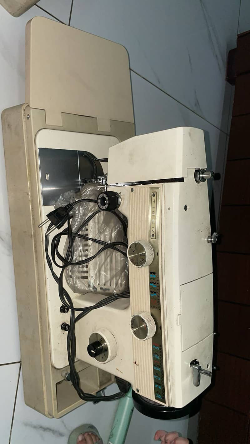 Sewing Machine 1