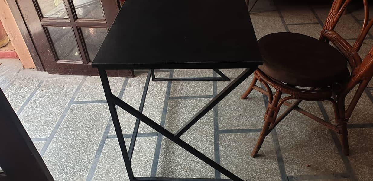 laptop table 3