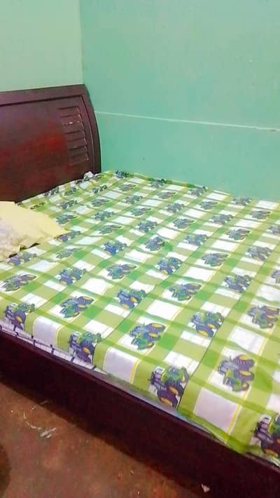 Bed with Metress 03151132712